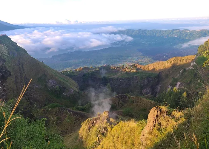 Batur Volcano Basecamp ベッド・アンド・ブレックファスト 4*