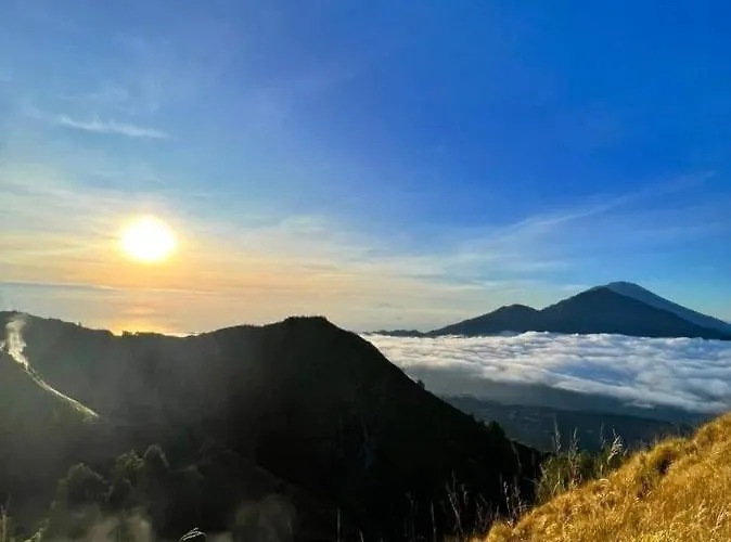 ベッド・アンド・ブレックファスト Batur Volcano Basecamp 4*