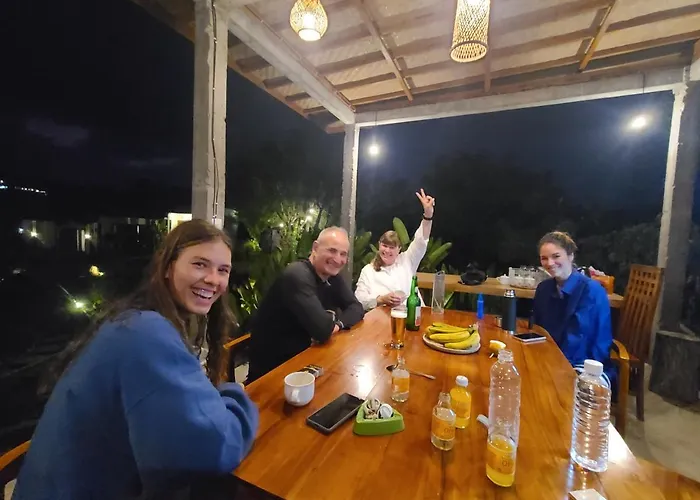 Batur Volcano Basecamp クブペンロカン